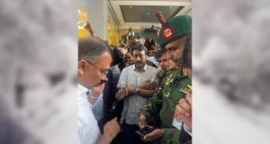 দেড় হাজার স্প্লিন্টারের যন্ত্রণা নিয়ে খুঁড়িয়ে হাঁটছেন নাসিমা