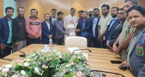 ৪৫ লাখ টাকা ব্যয়ে হাজীগঞ্জে ঘণ্টায় ৮০ হাজার লিটার পানির পাম্প উদ্বোধন