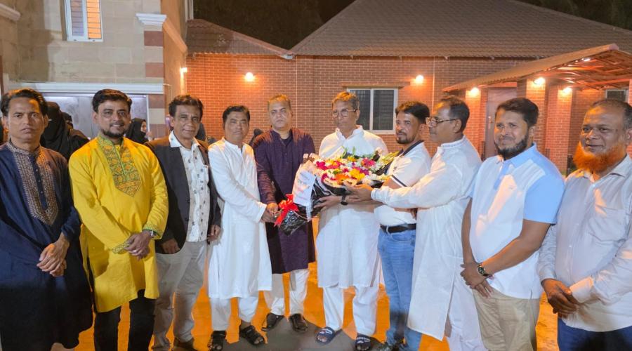 নবনির্বাচিত এমপির সাথে মতলব দক্ষিণ বিএনপি ও অঙ্গ সংগঠনের ফুলেল শুভেচছা নবনির্বাচিত এমপির সাথে মতলব দক্ষিণ বিএনপি ও অঙ্গ সংগঠনের ফুলেল শুভেচছা