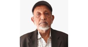 শিক্ষামন্ত্রী