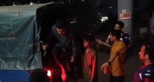 পুলিশের