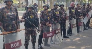 চাঁদপুরে স্কুল-কলেজ ফাঁকি দিয়ে অনৈতিকতায় জড়াচ্ছে শিক্ষার্থীরা