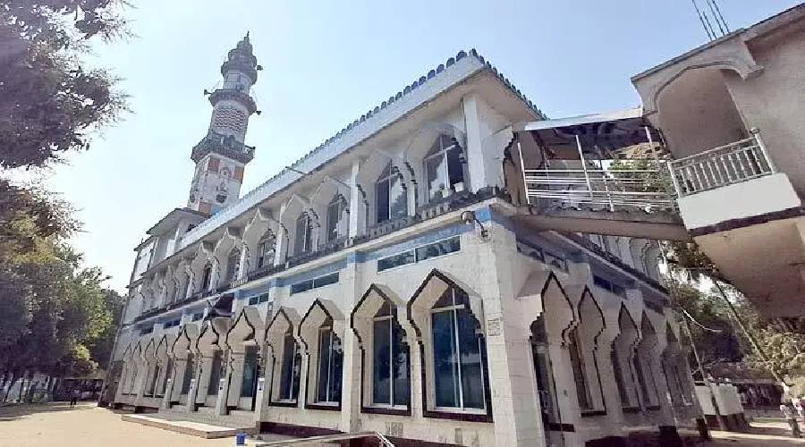 চাঁদপুরে ১৬ মসজিদে বিনা হাদিয়ায় খতমে তারাবি পড়ান হাফেজরা চাঁদপুরে ১৬ মসজিদে বিনা হাদিয়ায় খতমে তারাবি পড়ান হাফেজরা