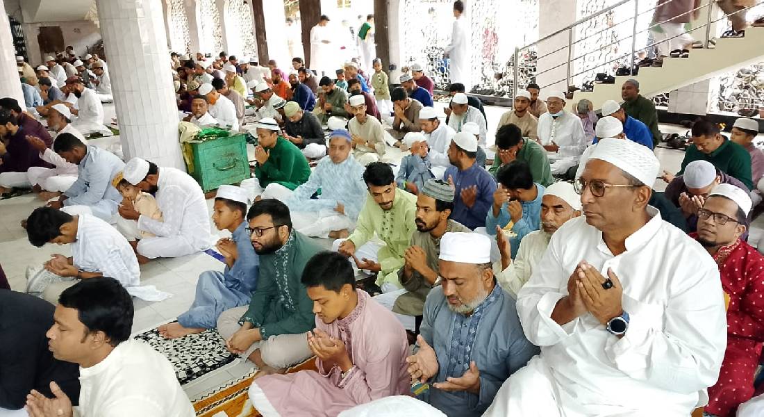 সঠিক পথে চলতে পারলেই আমরা কাঙ্ক্ষিত লক্ষ্যে পৌঁছাতে পারবো: এমপি মানিক সঠিক পথে চলতে পারলেই আমরা কাঙ্ক্ষিত লক্ষ্যে পৌঁছাতে পারবো: এমপি মানিক