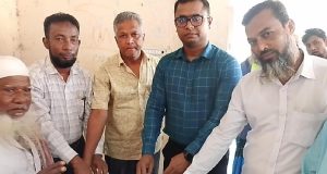 ঝড়ের কবলে