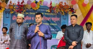 চাঁদপুর হকার্স মার্কেটে ভয়াবহ অগ্নিকাণ্ড