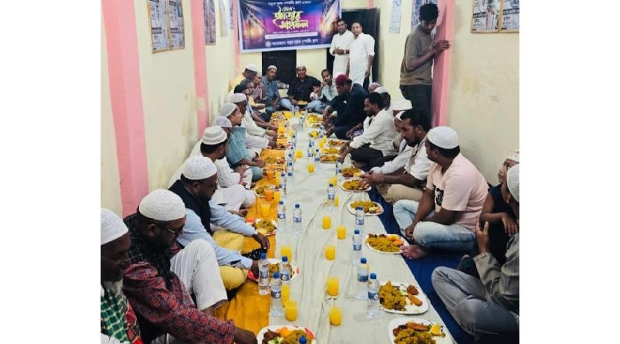 যমুনা রোড স্পোর্টিং ক্লাবের উদ্যোগে ইফতার মাহফিল যমুনা রোড স্পোর্টিং ক্লাবের উদ্যোগে ইফতার মাহফিল