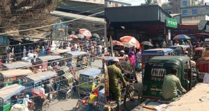 চাঁদপুর বাস টার্মিনাল ব্যবসায়ীদের আলোচনা ও পুলিশের মাদকবিরোধী প্রচারণা