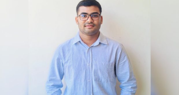 সাংবাদিক