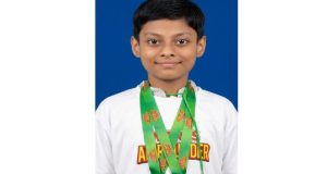 চাঁদপুরে ব্যাটারি চালিত অবৈধ রিক্সার ওপর অভিযান