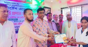 কচুয়ায় মাদকের আস্তানায় আগুনে পুড়িয়ে দিলো পুলিশ