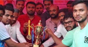 চাঁদপুরের মতলব দক্ষিণে গৃহবধূর বস্তাভর্তি লাশ উদ্ধার