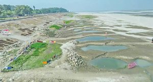 ৪ দফা দাবিতে কুমিল্লায় ম্যাটস’র শিক্ষার্থীদের মানববন্ধন