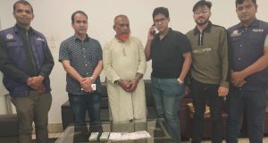 সাংবাদিকদের