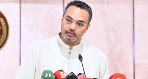 রাজধানী সুপার মার্কেটের আগুন নিয়ন্ত্রণে ফায়ার সার্ভিসের ২২ ইউনিট