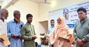 'চাঁদপুরে সড়ক ও স্কুলমাঠে পশুর হাট বসতে দেয়া হবে না'