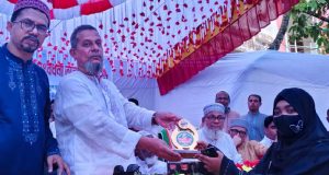 কচুয়ায় বিভিন্ন সংগঠনের ঈদ সামগ্রী বিতরণ