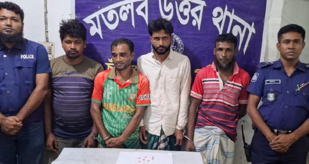 ইয়াবাসহ