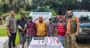 গাড়িতে