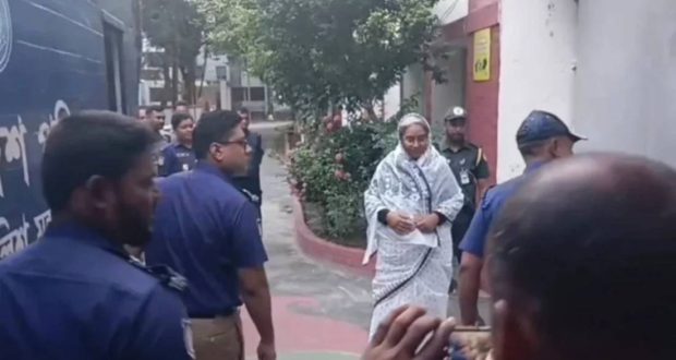 স্বামীকে
