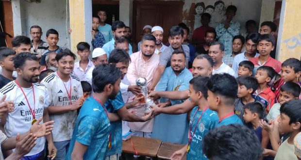 মাদক