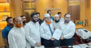 আওয়ামী লীগে অনুপ্রবেশকারীদের বিষয়ে সচেতন থাকতে হবে : মেয়র নাছির