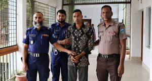 চাঁদপুর প্রশাসনের বক্তব্যে আস্থা রাখতে চান প্রার্থী ও ভোটাররা