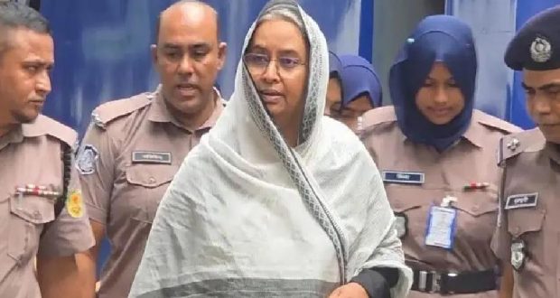 বাসায়