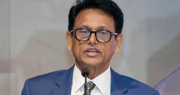 শিক্ষাপ্রতিষ্ঠানে