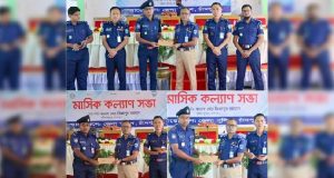 চাঁদপুর ফাইভস্টার পার্কে ৬৪ যুবক যুবতী আটক