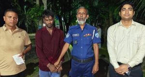 পুলিশের