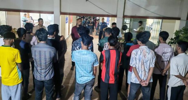 ঘোরাফেরা