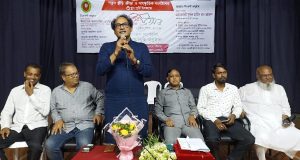 পদ্মায় ১৩ যাত্রী